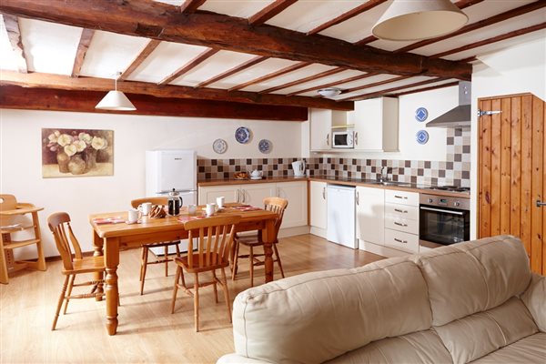 Larch kitchen diner